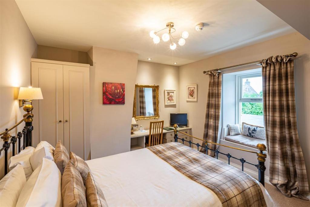 The Brantwood Hotel Penrith Extérieur photo