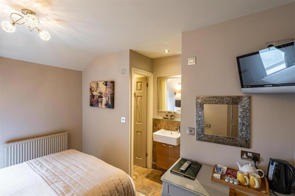 The Brantwood Hotel Penrith Extérieur photo