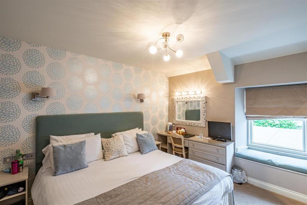 The Brantwood Hotel Penrith Extérieur photo